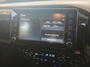 Toyota Hilux 2.8 GD-6 Raider 4X4 automaticD/C - Image 15