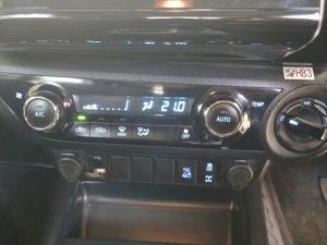 Toyota Hilux 2.8 GD-6 Raider 4X4 automaticD/C - Image 18