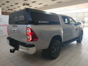 Toyota Hilux 2.8 GD-6 Raider 4X4 automaticD/C - Image 2