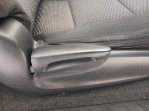 Toyota Hilux 2.4 GD-6 RB SRXE/CAB - Image 16