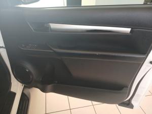 Toyota Hilux 2.4 GD-6 RB SRXE/CAB - Image 23