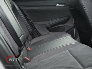 Volkswagen Golf 1.4 TSI Life + Tiptronic - Image 14