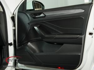 Volkswagen T-ROC 1.4 TSI Design Tiptronic - Image 16