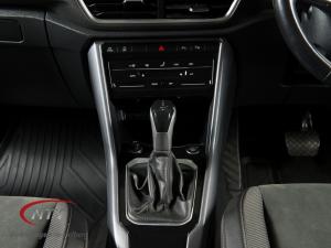 Volkswagen T-ROC 1.4 TSI Design Tiptronic - Image 18