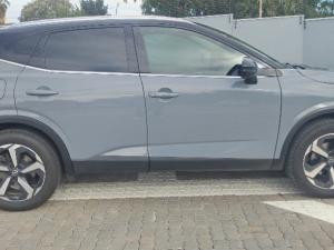 Nissan Qashqai 1.3T Acenta Xtronic - Image 3