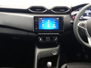 Nissan Magnite 1.0 Acenta AMT - Image 7