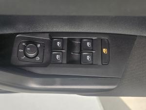 Volkswagen Polo 1.0 TSI Life - Image 16