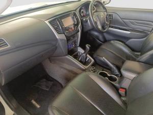 Mitsubishi Triton 2.4 Di-DC 4X4D/C - Image 3