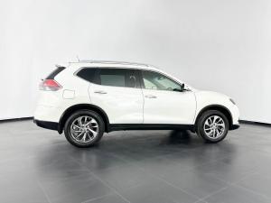 Nissan X Trail 2.0 XE - Image 4