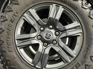 Toyota Hilux 2.4 GD-6 RB RaiderE/CAB - Image 15