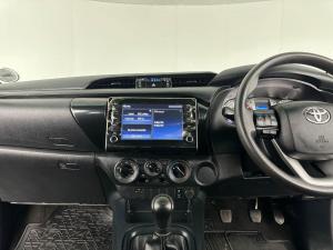 Toyota Hilux 2.4 GD-6 RB RaiderE/CAB - Image 18