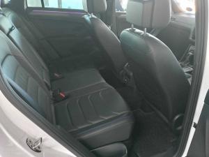 Volkswagen Tiguan R 2.0 TSI 4M DSG - Image 12