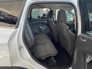 Ford Kuga 1.5 Ecoboost Ambiente - Image 12