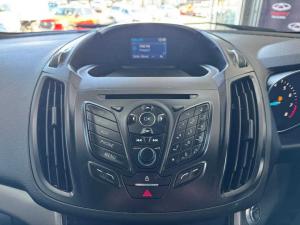 Ford Kuga 1.5 Ecoboost Ambiente - Image 17