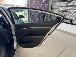 Hyundai Elantra 2.0 Elite automatic - Image 19