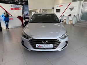 Hyundai Elantra 2.0 Elite automatic - Image 2