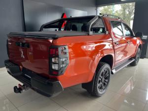 Mitsubishi Triton 2.4DI-D double cab 4x4 auto - Image 3