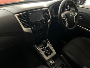 Mitsubishi Triton 2.4DI-D double cab 4x4 auto - Image 7