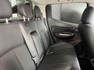 Mitsubishi Triton 2.4DI-D double cab 4x4 auto - Image 8