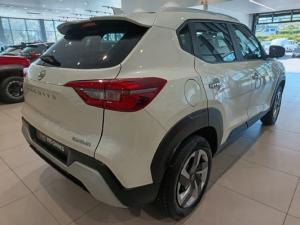 Nissan Magnite 1.0 Visia auto - Image 12
