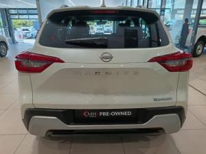 Nissan Magnite 1.0 Visia auto - Image 4