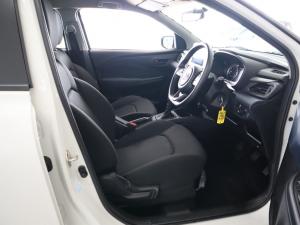Toyota Starlet 1.5 Xi - Image 11