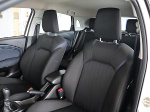 Toyota Starlet 1.5 Xi - Image 24