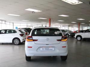 Toyota Starlet 1.5 Xi - Image 4