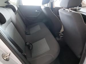 Volkswagen Polo Vivo hatch 1.6 Life - Image 24