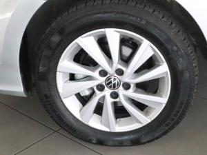 Volkswagen Polo Vivo hatch 1.6 Life - Image 29