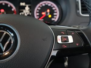 Volkswagen Polo Vivo hatch 1.6 Style - Image 15