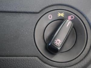 Volkswagen Polo Vivo hatch 1.4 Trendline - Image 13