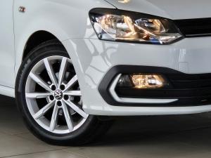Volkswagen Polo Vivo hatch 1.6 Style - Image 1