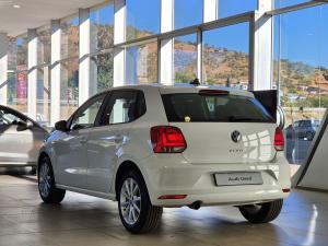 Volkswagen Polo Vivo hatch 1.6 Style - Image 8