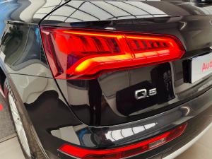 Audi Q5 40TDI quattro sport - Image 7