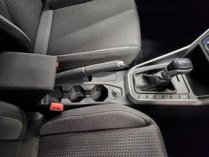 Volkswagen Polo hatch 1.0TSI Life auto - Image 12