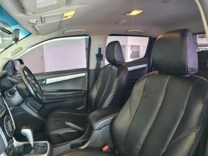 Isuzu D-Max 300 3.0TD double cab LX auto - Image 20
