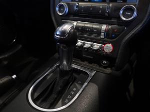 Ford Mustang 2.3T fastback auto - Image 11