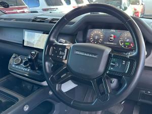 Land Rover Defender 90 D300 X-Dynamic SE - Image 18