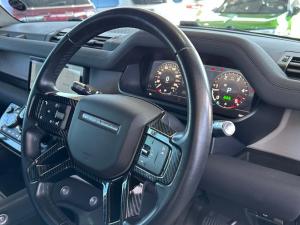 Land Rover Defender 90 D300 X-Dynamic SE - Image 19