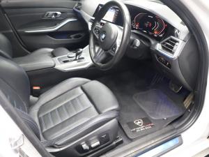 BMW 3 Series M340i xDrive - Image 9