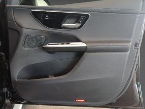 Mercedes-Benz GLC GLC220d 4Matic Avantgarde - Image 15