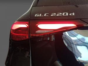 Mercedes-Benz GLC GLC220d 4Matic Avantgarde - Image 18
