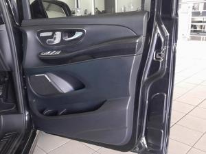 Mercedes-Benz V-Class V300d Exclusive - Image 11