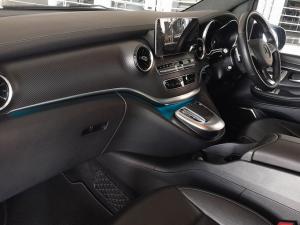 Mercedes-Benz V-Class V300d Exclusive - Image 14