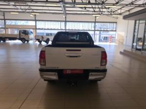Toyota Hilux 2.4GD-6 double cab 4x4 Raider X manual - Image 5
