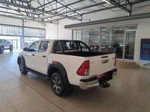 Toyota Hilux 2.4GD-6 double cab 4x4 Raider X manual - Image 9