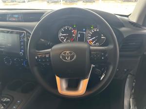 Toyota Hilux 2.4GD-6 double cab 4x4 Raider X auto - Image 8