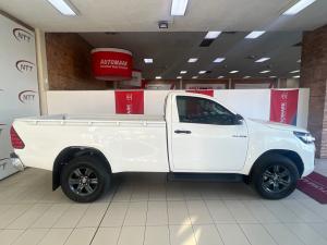 Toyota Hilux 2.4GD-6 single cab Raider manual - Image 3