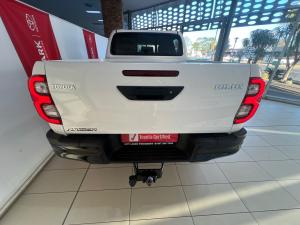 Toyota Hilux 2.8GD-6 double cab Raider auto - Image 5